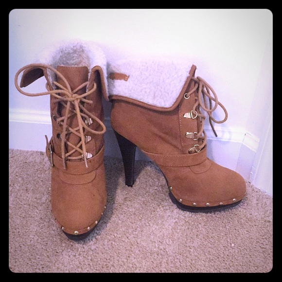 Faux Fur heels - Picture 1 of 2